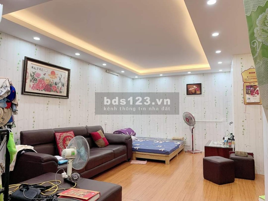 Bán nhà Lĩnh Nam, ngõ thông, ô tô tránh, diện tích sử dụng 82m giá bán chỉ 3,6 tỷ