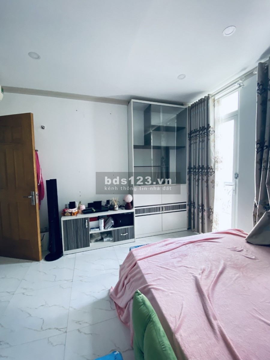 Bình Thạnh, nhà cực đẹp thiết kế sang trọng, hẻm xe tải diện tích 62m2, sổ vuông nở hậu, giá 9.56 tỷ