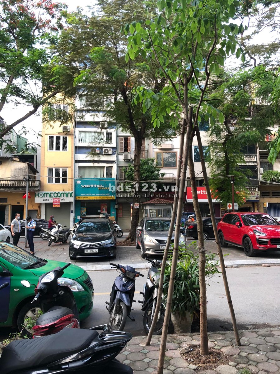 Bán nhà 2 mặt tiền MP Đồng Cổ, Thụy Khuê 63m2 giá 18 tỷ. LH 0912442669