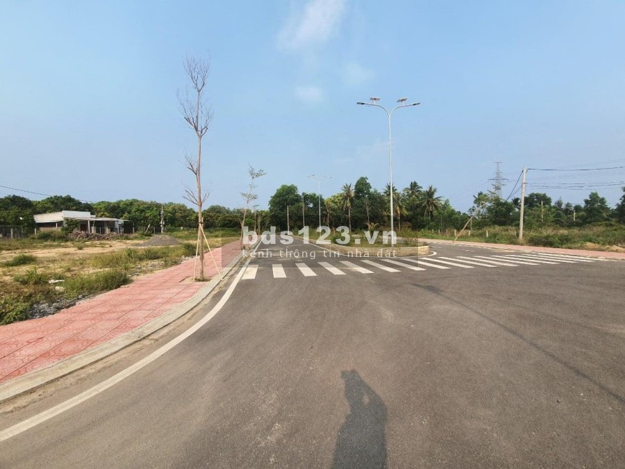 Siêu bão Cam Lâm Khánh Hoà lợi nhuận 30%-50% trên năm liên hệ 0789238898 giá đầu tư