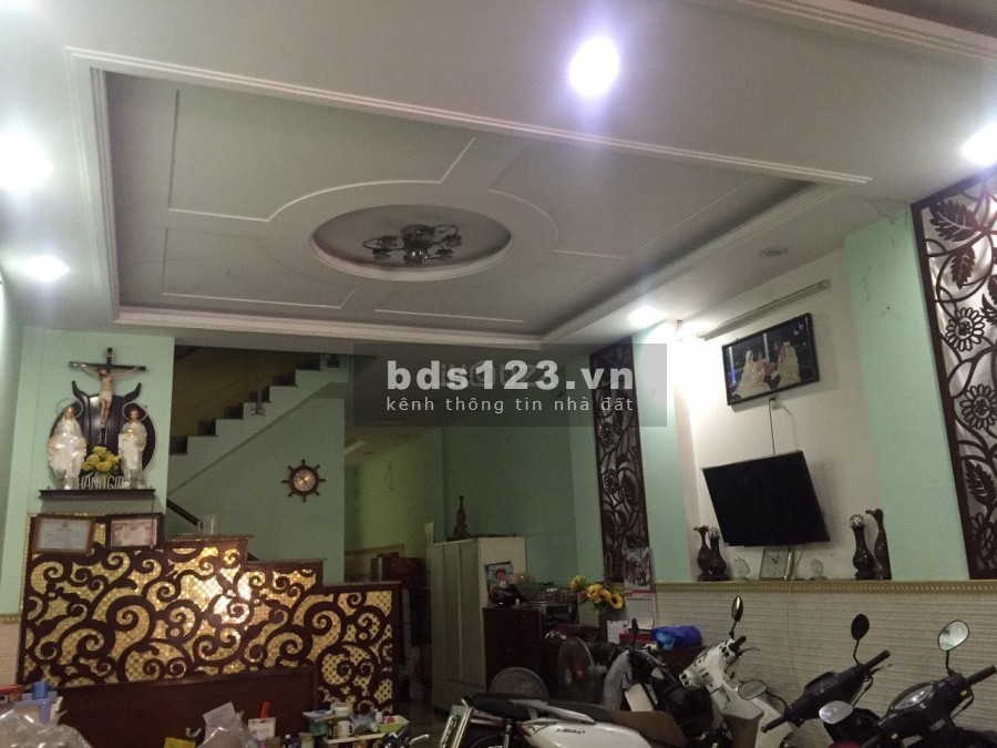 Bán gấp nhà mặt tiền đường Trần Văn Đang, phường 9, Quận 3, dtsd 105m2, giá 23 tỷ thương lượng