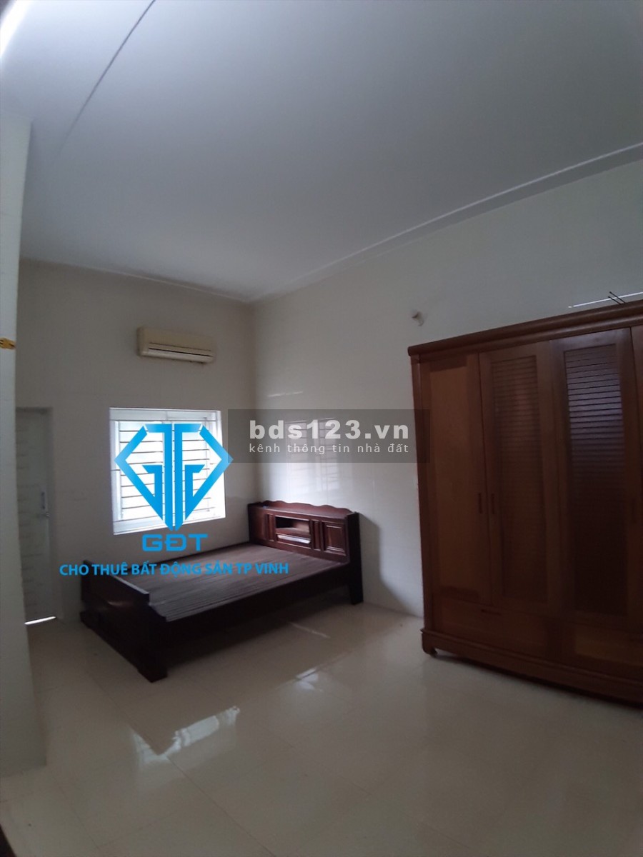 Cho thuê nhà 2.5 tầng đường An Dương Vương, giá tốt, bàn giao có sẵn nội thất, lh 0961537078