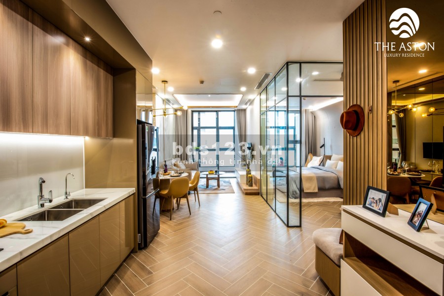 Căn hộ cao cấp hướng biển The Aston Nha Trang, kề sông, hướng biển, sổ hồng sở hữu lâu dài