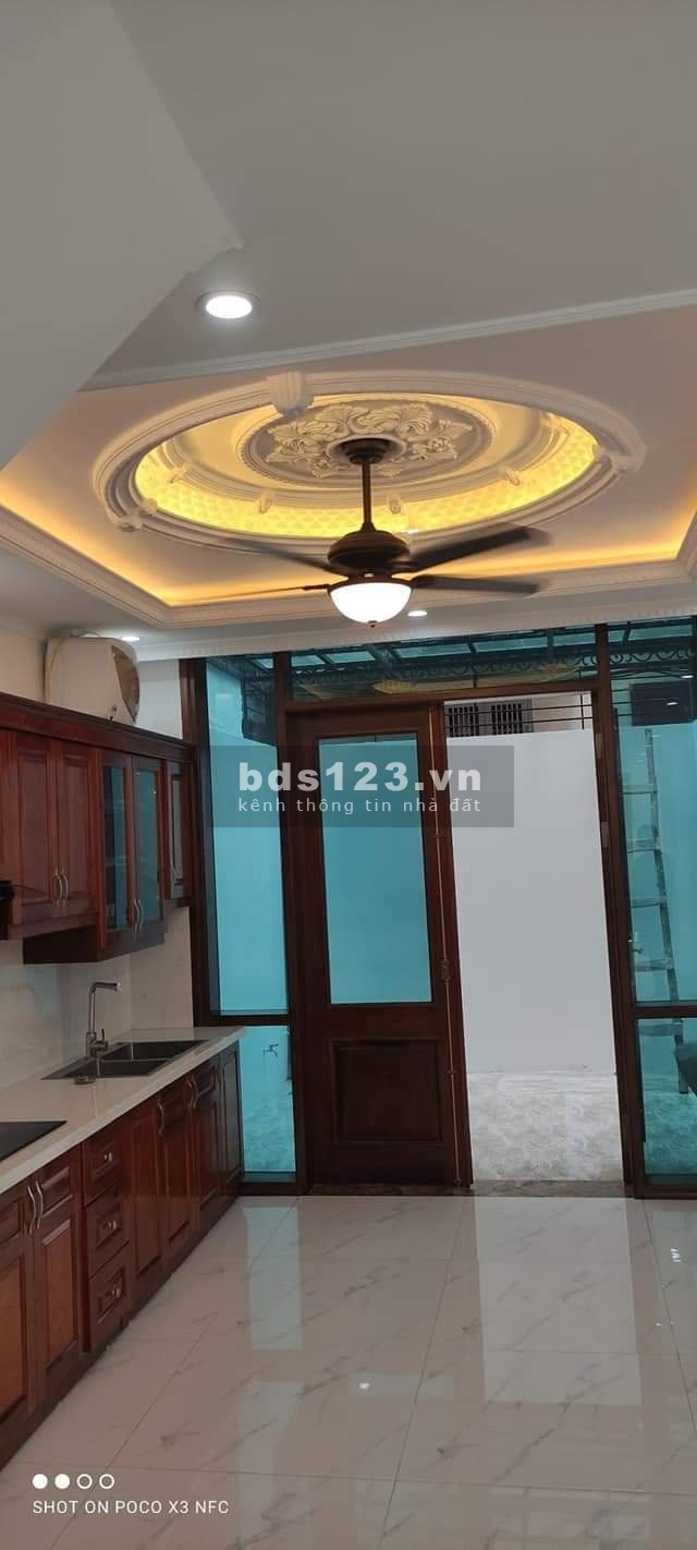 Bán nhà Nguyễn Văn Linh, ô tô, thang máy, Kinh doanh 62m2, 6 tầng, 7.95 tỷ