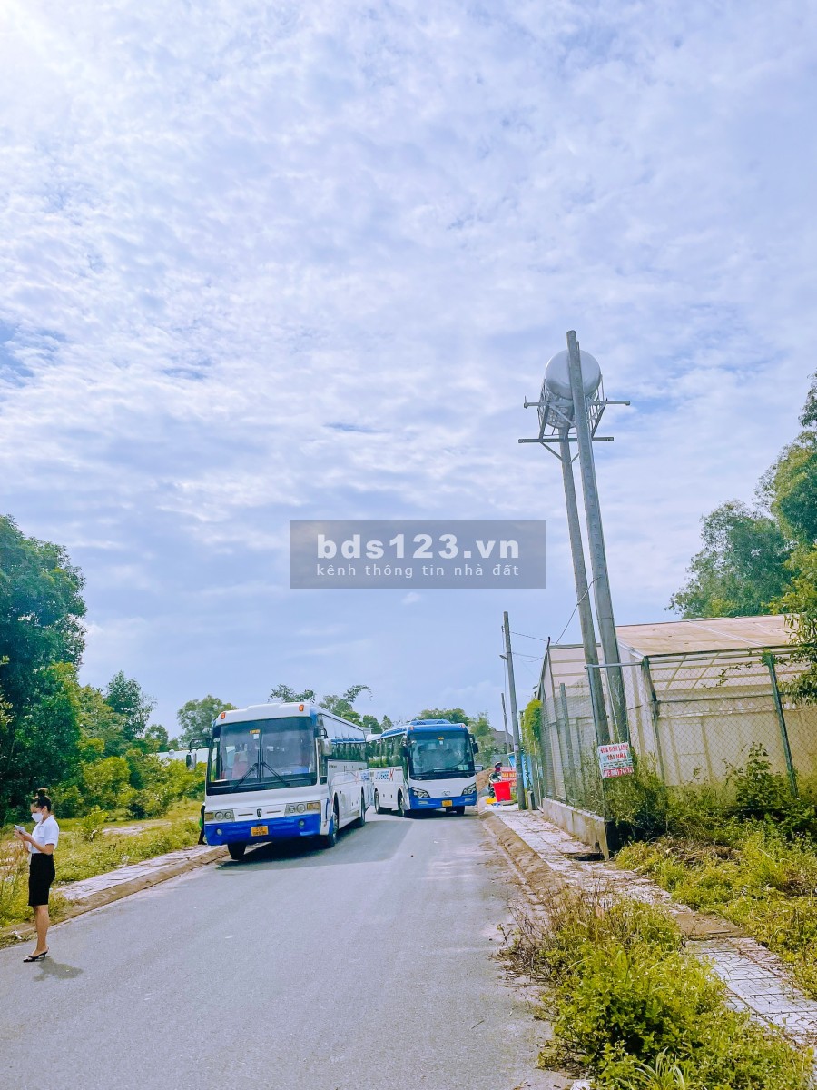 Chính chủ cần bán đất trung tâm Long Thành Đồng Nai mặt tiền đường Đinh Bộ Lĩnh