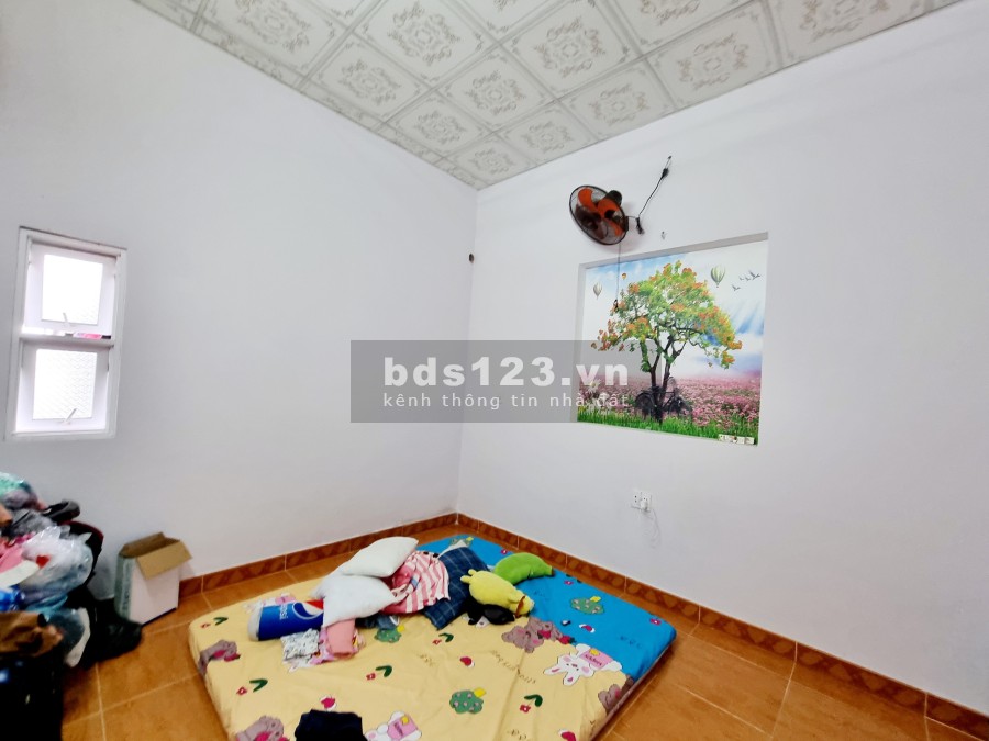 Bán nhà nguyên căn 1 trệt, 1 lầu chợ Quang Thắng, sổ hồng riêng, giá 2.7 tỷ, dt 102m2