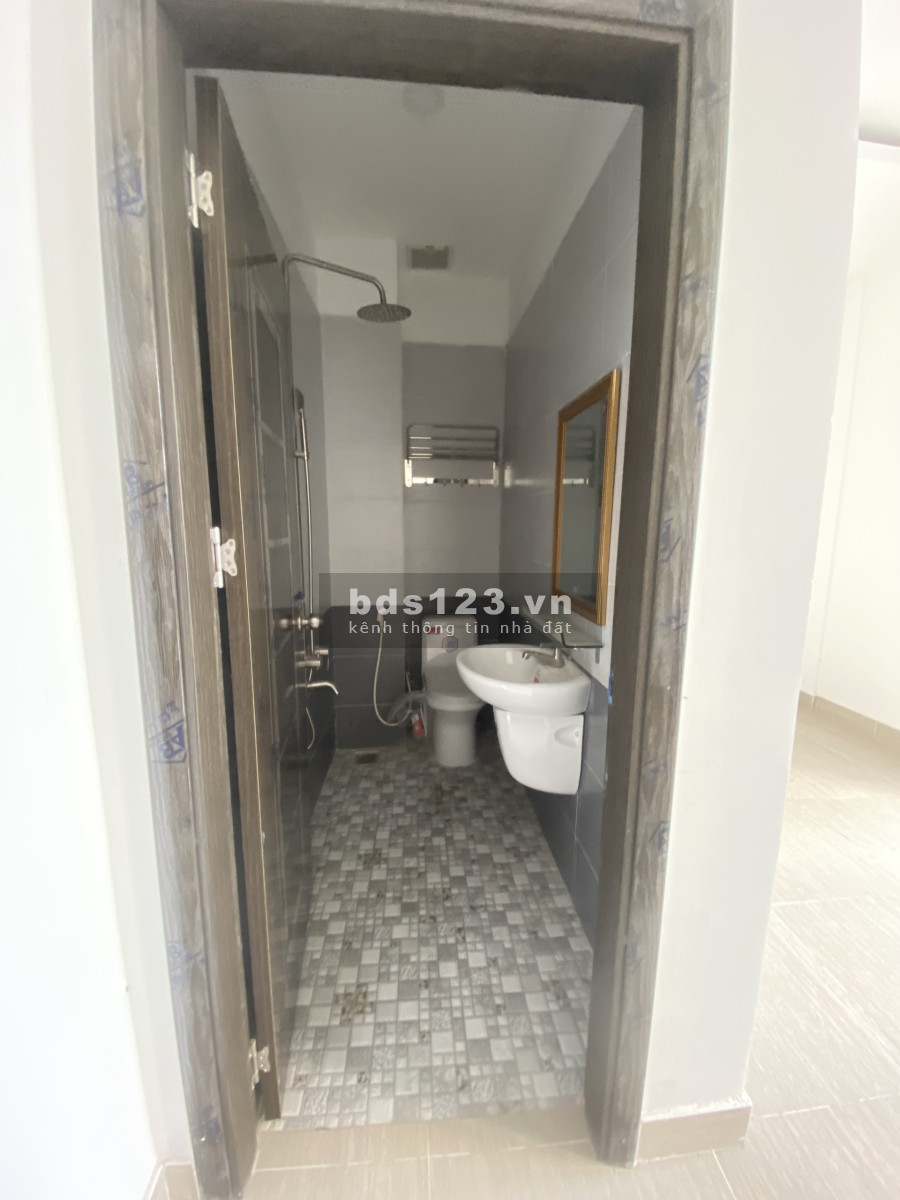Nhà phố ngay trung tâm Q12 đối diện CV 150ha lớn nhất Sài Gòn ven sông Vàm Thuật giá 4,8tỷ/căn