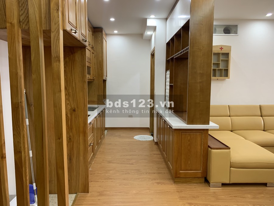 Cần bán căn chung cư eurowindow 27 Trần Duy Hưng, 100m2, 2pn, 2wc, giá 4.25 tỷ, LH : 0355106203
