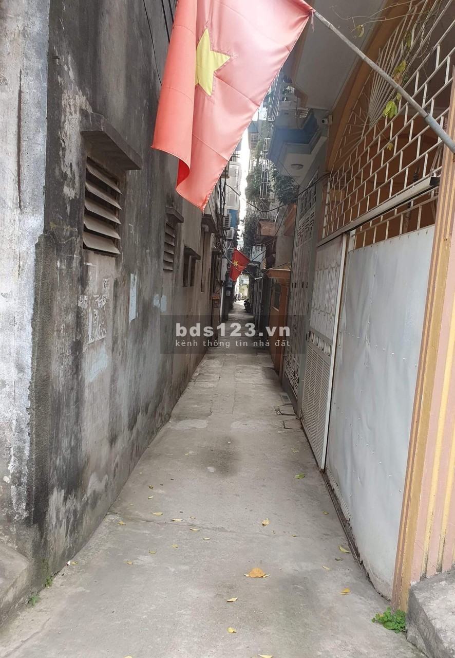 Bán gấp nhà nguyên căn Nguyễn Xiển dtsd 40m2, có một không hai, giấy tờ chính chủ