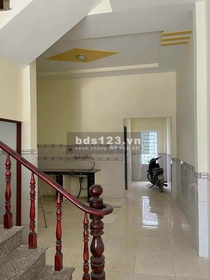 Chủ gửi bán căn nhà (5x19) 95m2, đang cho thuê 4tr, giá 1 tỷ 650, ở Trung Mỹ Tây, q12. SHR