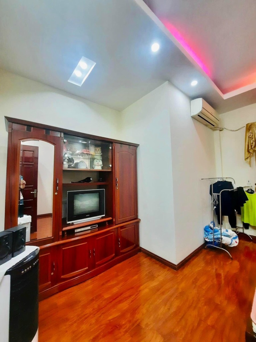 Hiếm, Hoàng Đạo Thành, Thanh Xuân, phân lô ô tô tránh dtsd 60m2 3 tầng mt 6m giá bán 7.5 tỷ