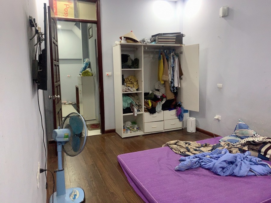 Chính chủ bán gấp nhà Đinh Thôn ô tô đỗ cửa kinh doanh sầm uất 37m2 5 tầng giá hơn 6 tỷ