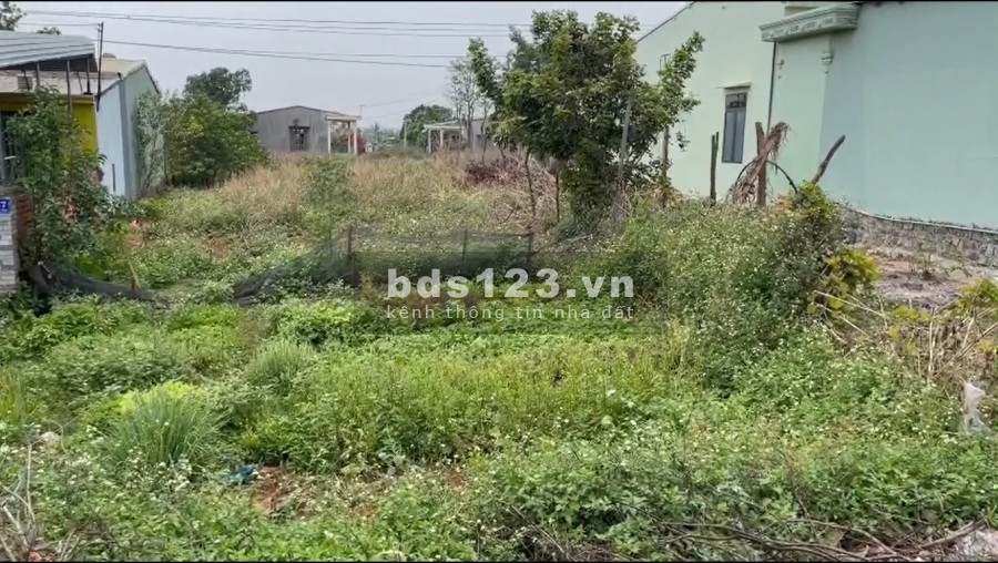 Bán mảnh đất 336m2 mặt đường QL14A thôn Phú Hòa, Ia Le, Chu Pưh, Gia Lai giá bán 1,4 tỷ