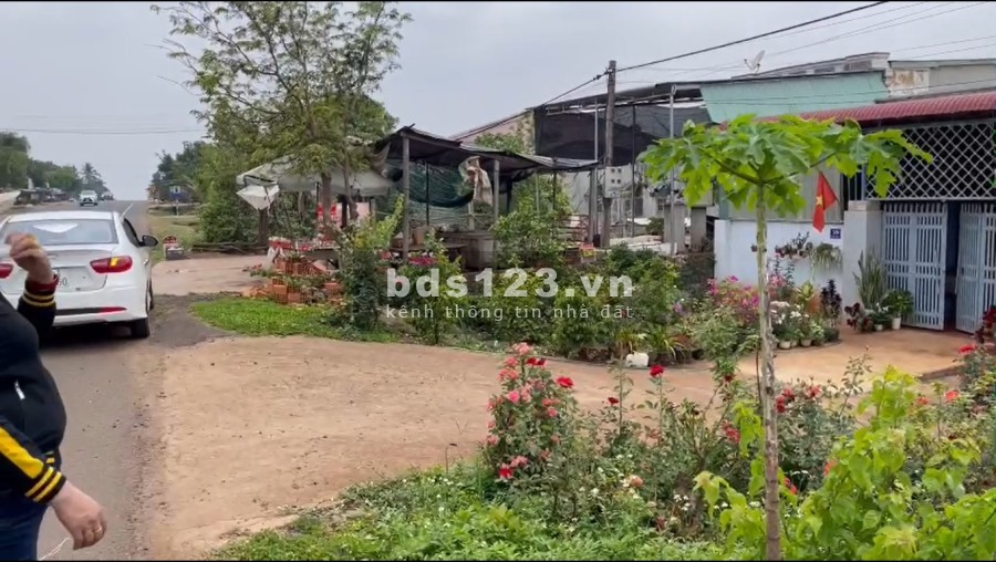 Bán mảnh đất 336m2 mặt đường QL14A thôn Phú Hòa, Ia Le, Chu Pưh, Gia Lai giá bán 1,4 tỷ
