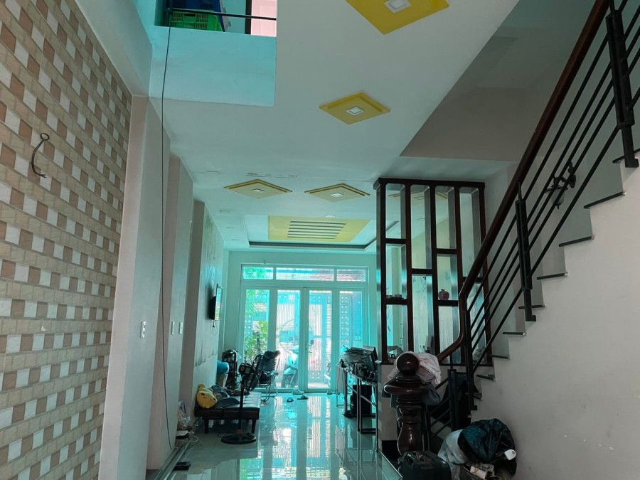 Bán nhà phố Phường 6, giá 11 tỷ diện tích sử dụng 4x17 pháp lý chính chủ, khu dân cư