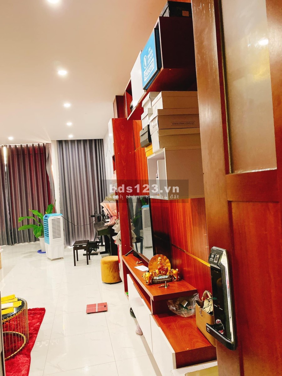 Nhà bán diện tích 110m2 đường 7m5 hoà hải ngũ hành sơn Đà Nẵng giá chỉ 5tỉ4
