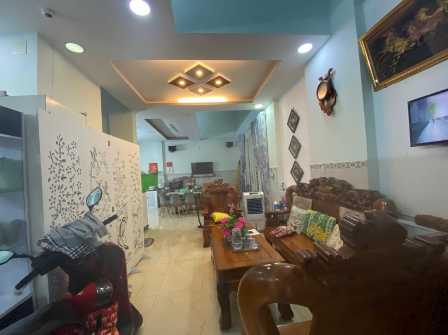 Bán nhà 2 mặt tiền hẻm xe hơi tránh nhà đẹp vào ở ngay khu vực ít nhà bán đường Hoà Bình