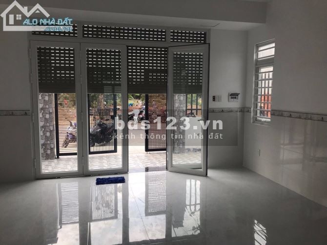 Nhà mặt tiền cuối đường Lê Văn Lương, mới 100%, diện tích sử dụng 80m2 giá 2.2