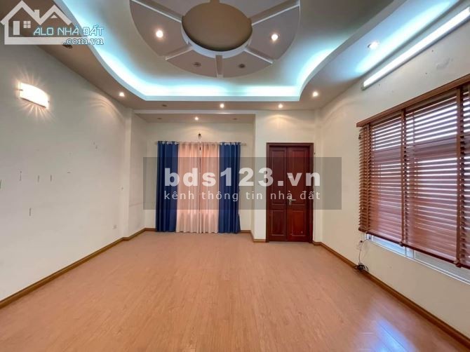 Bán nhà Văn Phú Quận Hà Đông, ô tô, kinh doanh, dtsd 40m2, 5 tầng, giá siêu mềm