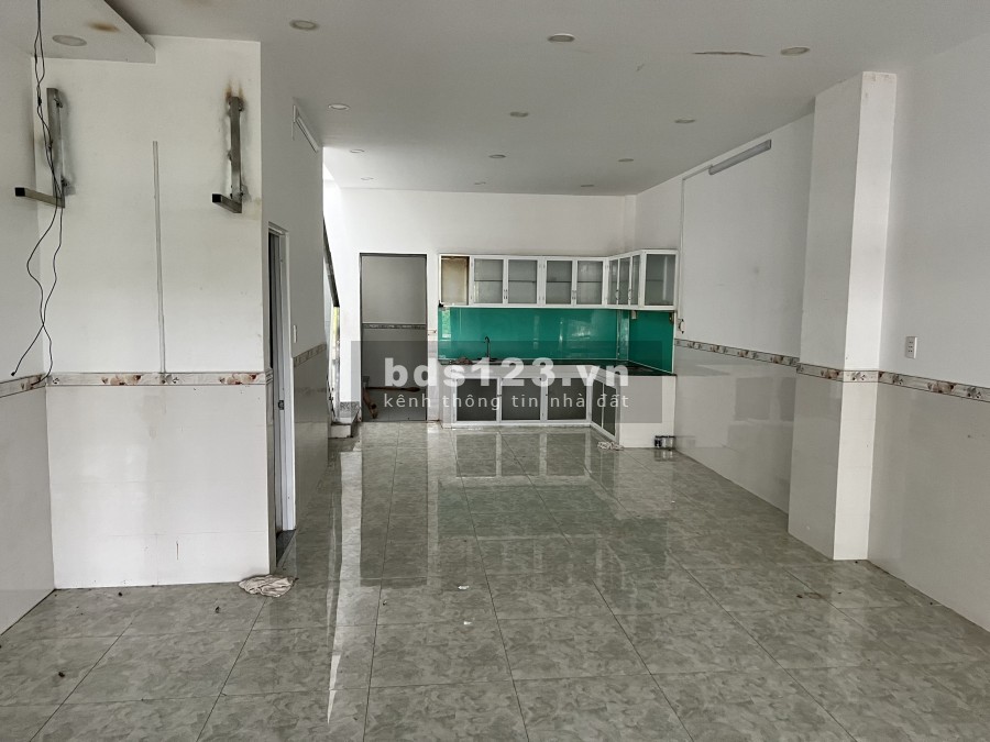 Cần bán nhà giá 1,8ty ở Hoàng Phan Thái – Bình Chánh diện tích sử dụng 100m2