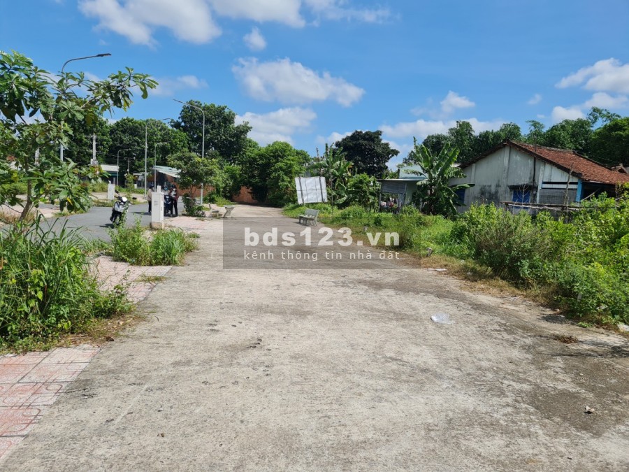 Đất thổ cư F0 chưa qua đầu tư mặt tiền nhựa 12m, sổ hồng riêng công chứng ngay