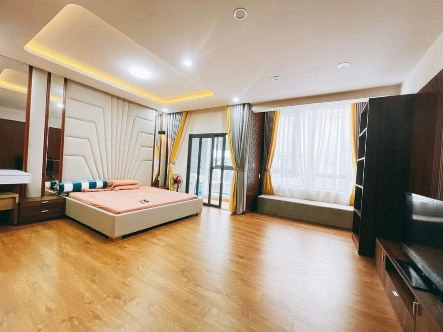 Bán nhà nguyên căn 4 tầng ngay khu sân bay Tân Sơn Nhất dt 65m2(7*9) giá nhỉnh 9 tỷ