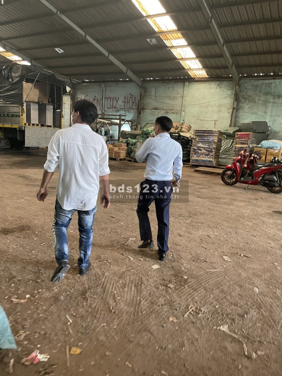 Mặt tiền quốc lộ 1A, diện tích sử dụng 1318m thổ cư giá bán 72 tỷ, bàn giao đầy đủ giấy tờ