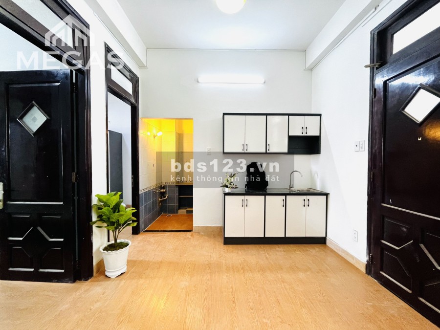 Phòng mới xây đầy đủ nội thất dạng 1 phòng ngủ 2 pn, studio ngay công viên phần mềm Quang Trung