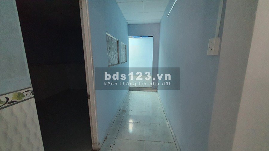 Cho thuê nhà nguyên căn mặt tiền chợ Tân Mỹ, 2 phòng ngủ, giá 15 triệu/tháng, miễn trung gian