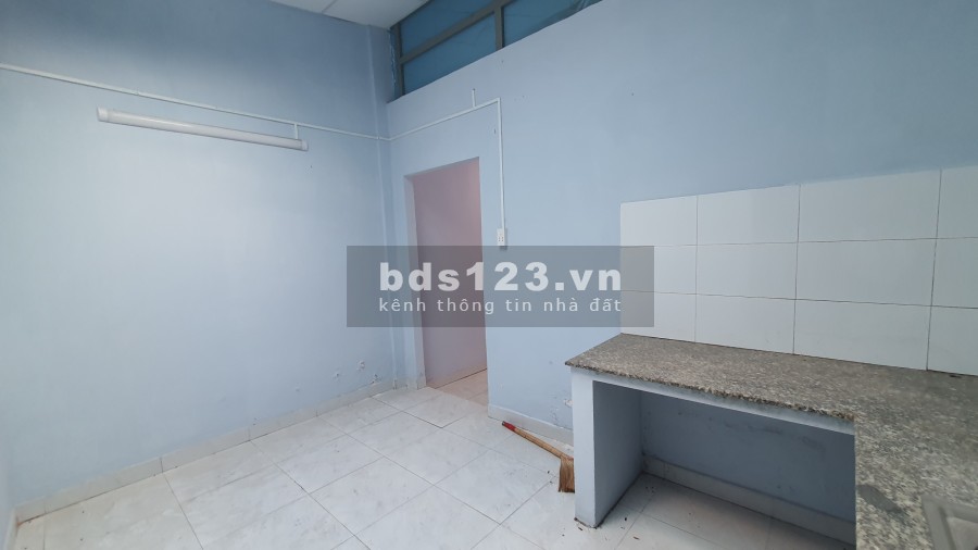 Cho thuê nhà nguyên căn mặt tiền chợ Tân Mỹ, 2 phòng ngủ, giá 15 triệu/tháng, miễn trung gian
