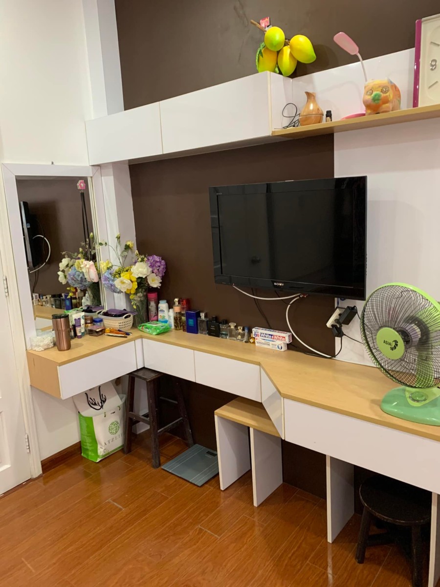 Bán nhà Trung tâm Phú Nhuận Huỳnh Văn Bánh. DT 30m2, HXH, Giá 4.75 tỷ( thương lượng)