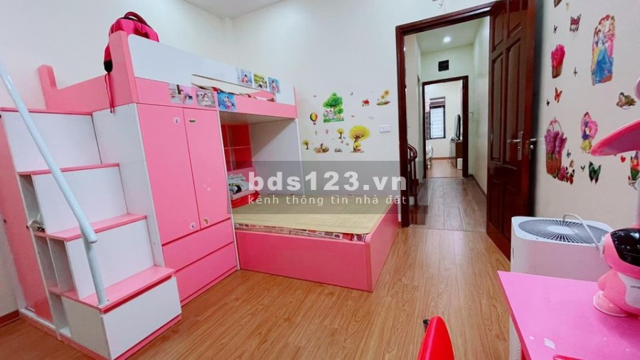 Nhà phân lô 40m ô tô đỗ Tô Hiệu Quận Hà Đông tiện ích đầy đủ giá bán chỉ 4,6 tỷ