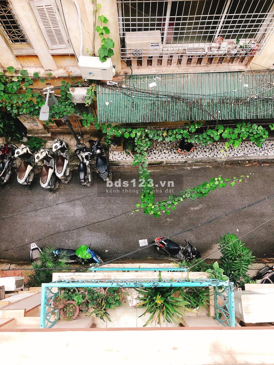 Nhà đẹp khu Quan Nhân oto đỗ cửa giá bán 9.5 tỷ, tầng nào cũng có ban công phòng có cửa sổ thoáng
