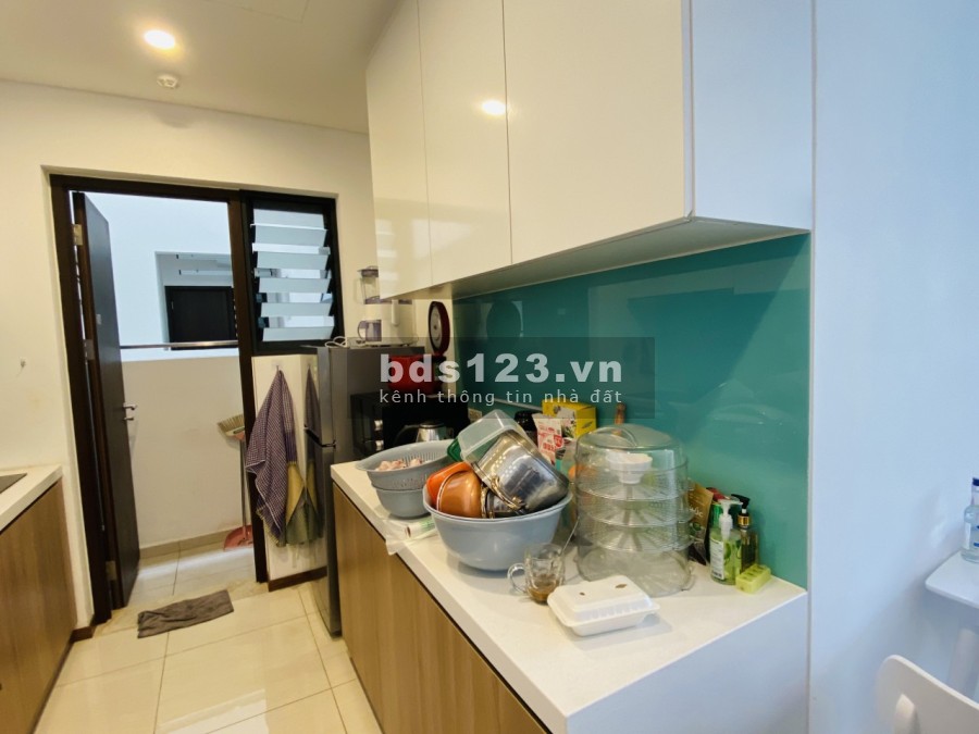 One Verandah Quận 2 view sông tầng 18, nội thất cơ bản giá bán 5.7 tỷ bao hết