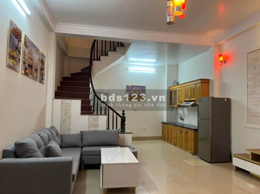 Bán nhà Linh Chiểu, Thủ Đức, HXH, diện tích 50m2, chỉ 3 tỷ 9, liên hệ 0703165049 dân trí cao