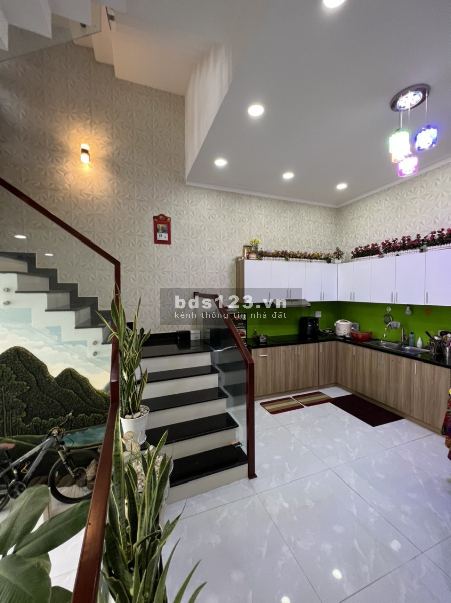 Bán nhà khu đô thị tái định cư Phước Long, Nha Trang, Khánh Hoà đường lớn, khu dân cư