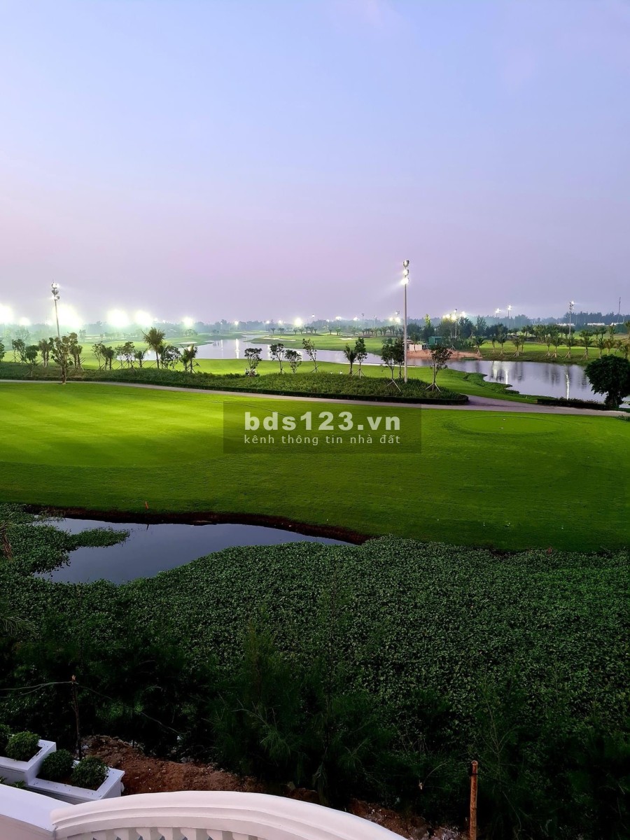Bán căn Shop view biển sở hữu lâu dài 2 mặt tiền, đường 25m, sổ hồng sử dụng lâu dài
