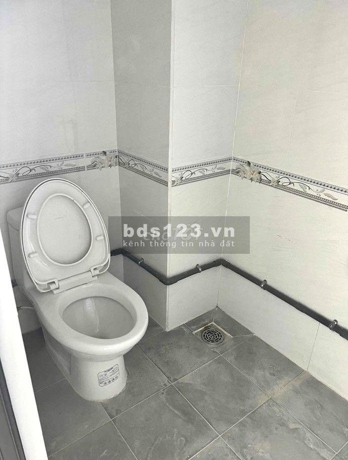 Chính chủ cho thuê phòng có wc riêng giá rẻ ngay Tân Bình liên hệ 0937727923