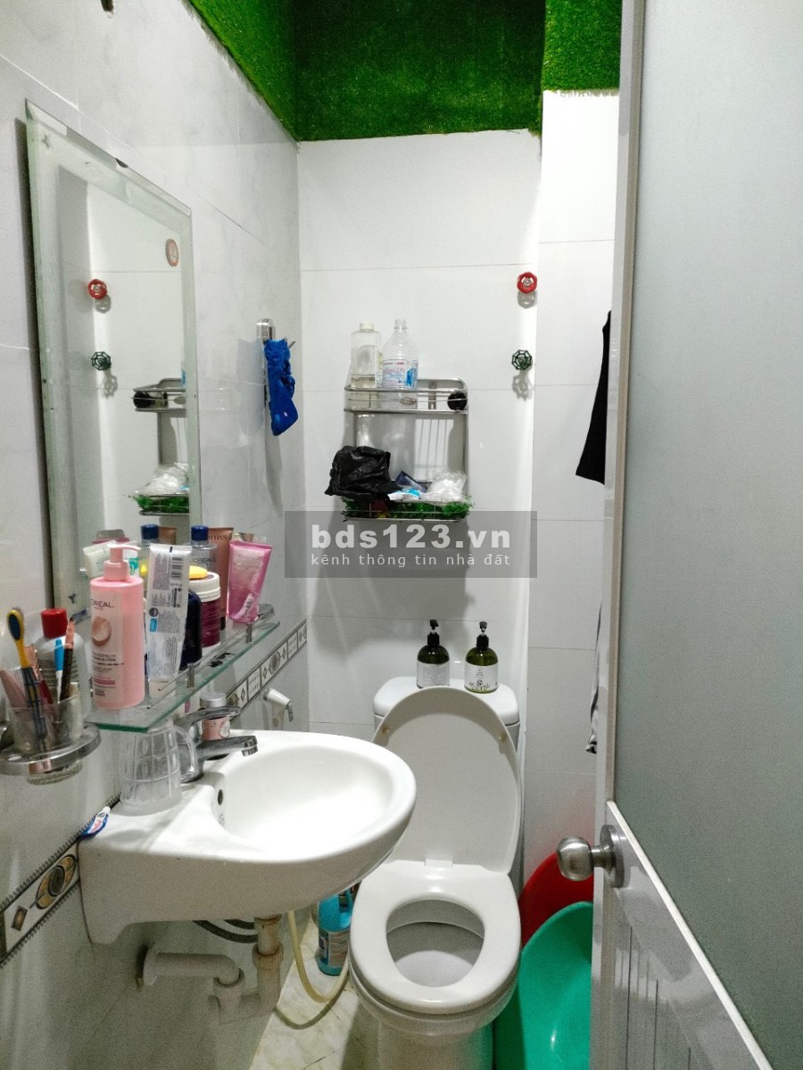 Cho thuê nhà nguyên căn 1 lửng 3 lầu hẻm 25 Nguyễn Cảnh Chân Quận 1, an ninh, yên tĩnh