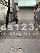 Cần bán gấp nhà Bạch Đằng ngõ thoáng khu dân trí cao, an ninh tốt sổ sẵn lh 0967826179