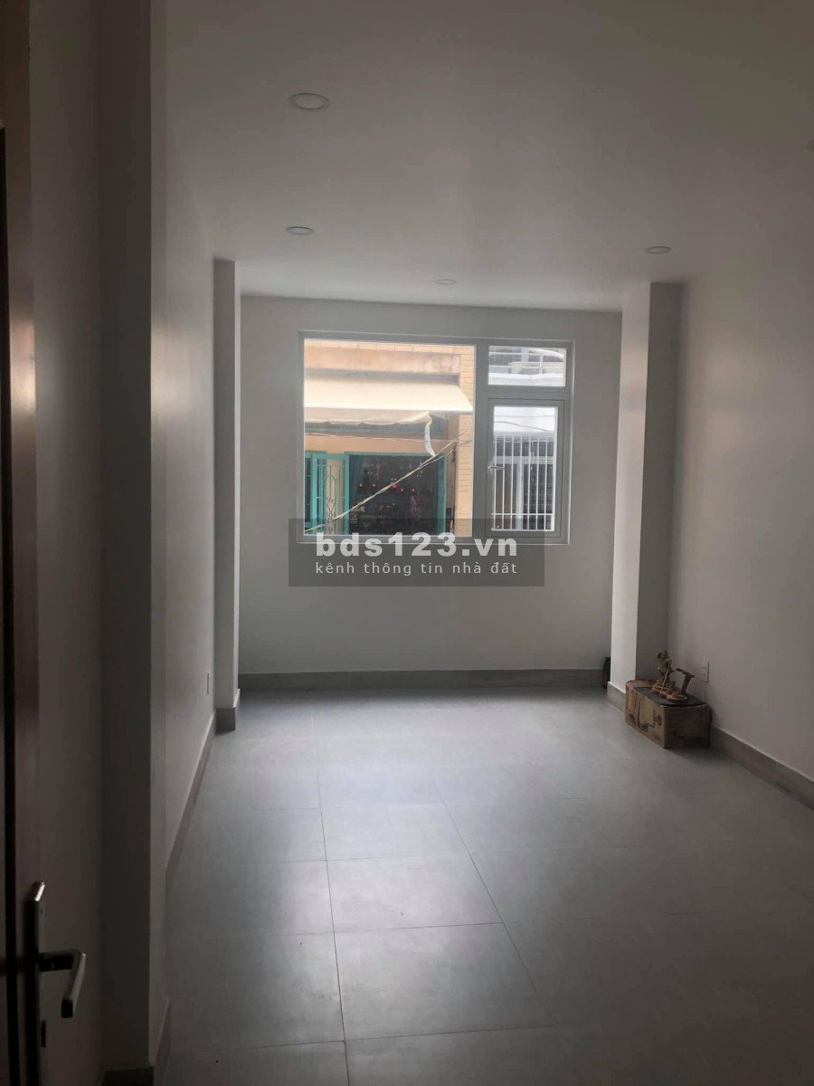 Cho thuê mặt bằng diện tích sử dụng 8x11m Nam Kỳ Khởi Nghĩa, Quận 3 lh 0338709529