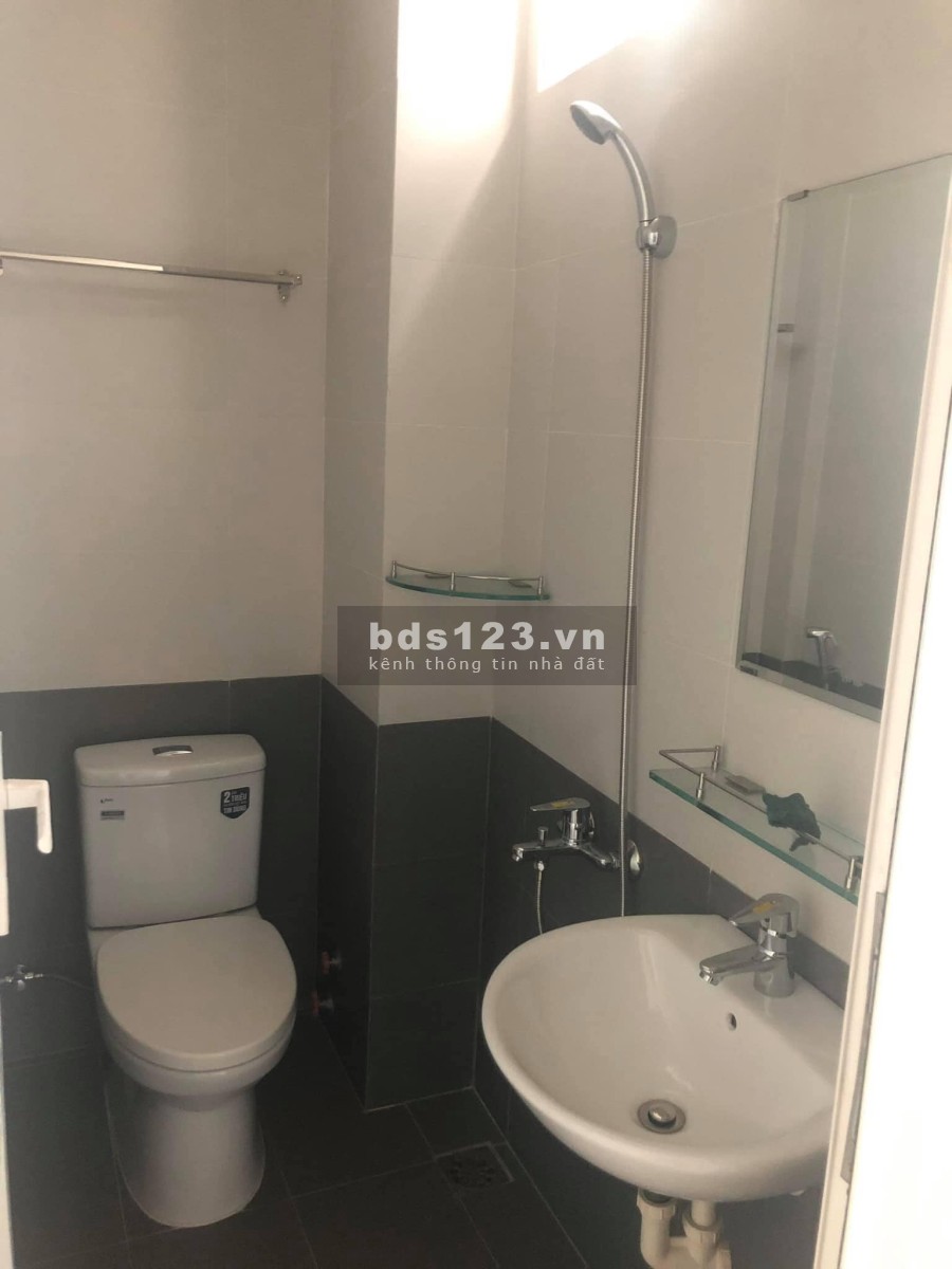 Cho thuê mặt bằng diện tích sử dụng 8x11m Nam Kỳ Khởi Nghĩa, Quận 3 lh 0338709529