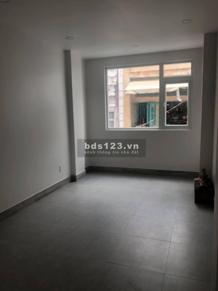 Cho thuê mặt bằng diện tích sử dụng 8x11m Nam Kỳ Khởi Nghĩa, Quận 3 lh 0338709529