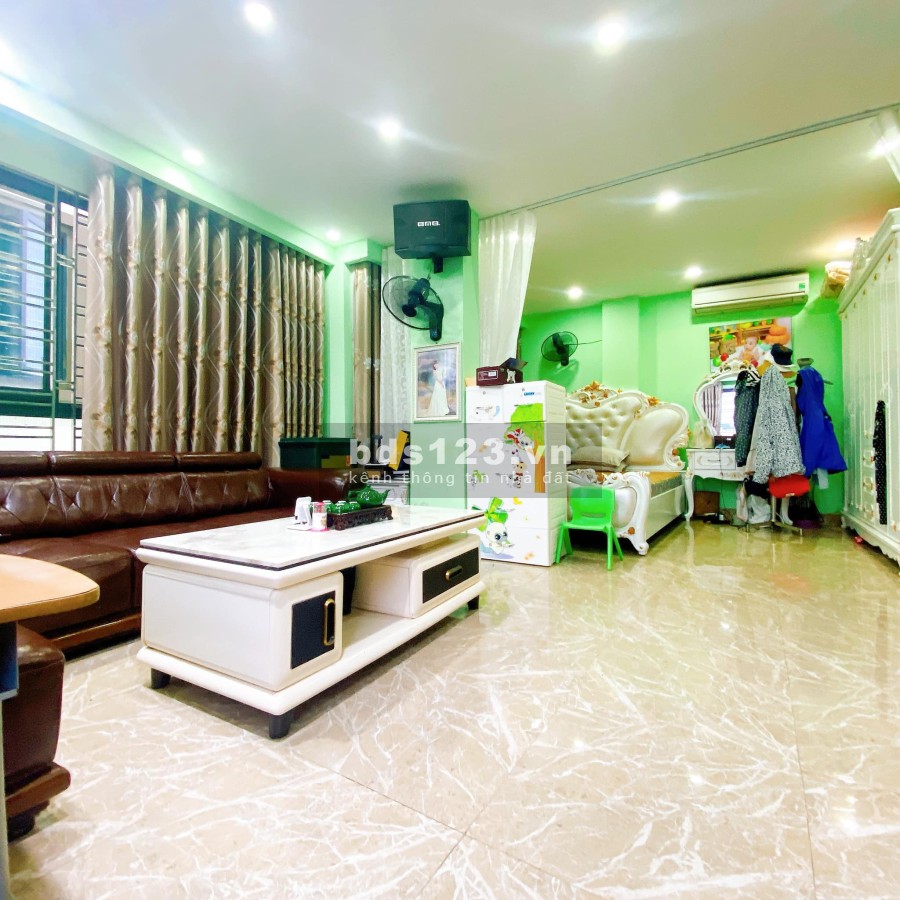 Bán nhà Đình thôn kinh doanh, ô tô, cầu thang máy giá 12.8 tỷ, nhà mặt phố kinh doanh
