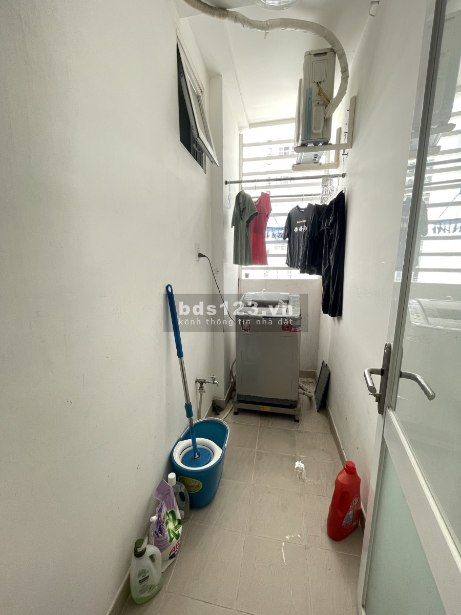 Tìm nữ sinh viên ở ghép căn hộ vào ơ được ngay, khu dân cư đông đúc, an ninh