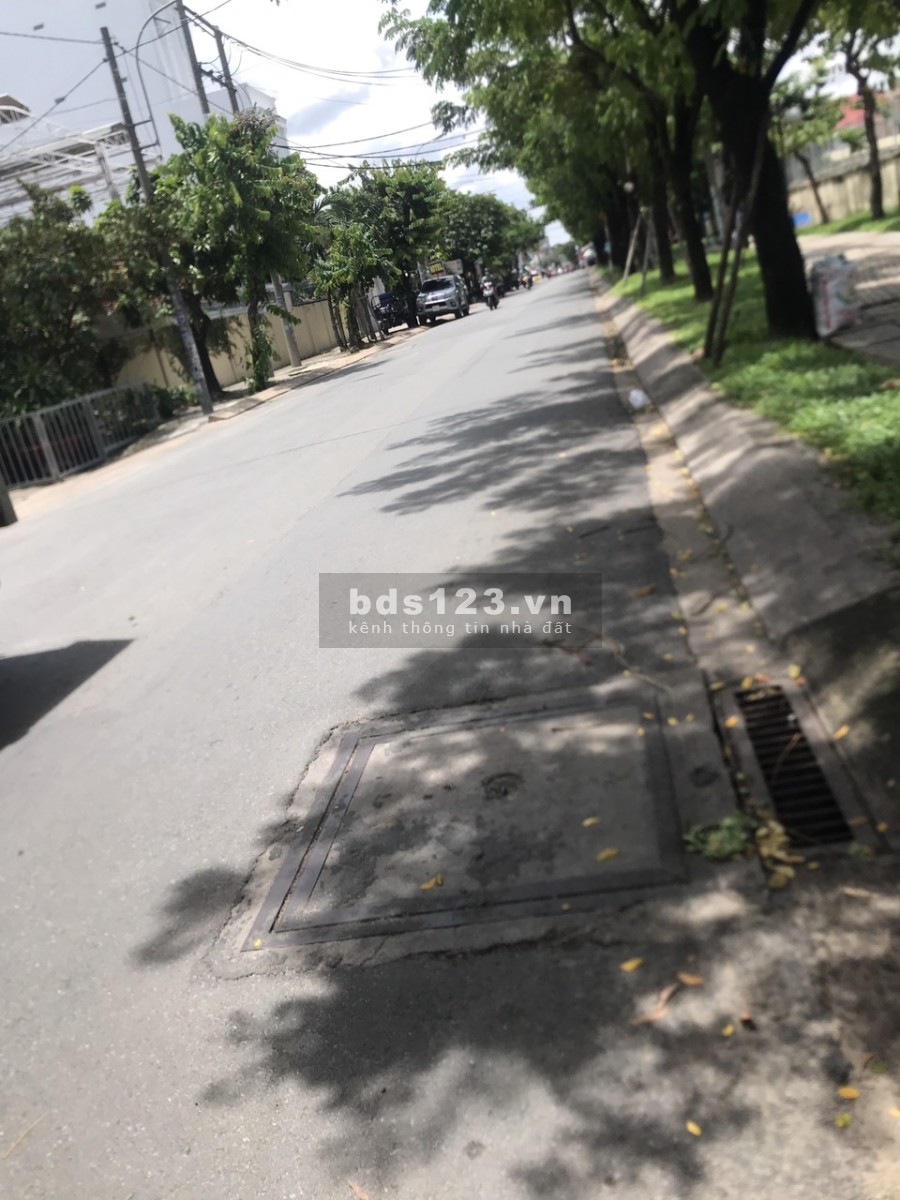 Chính chủ bán nhà 4 tầng, diện tích 82m2, giá 6.15 tỷ. Thới An 16, Thới An, Quận 12.
