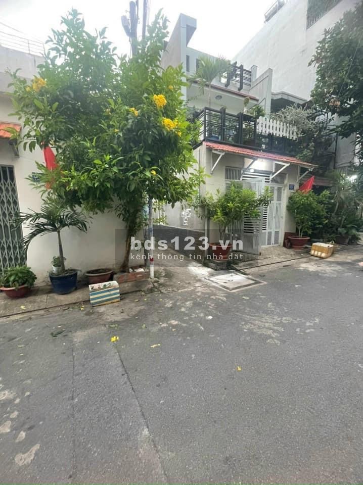Thanh lý căn nhà 50m2 giá 1 tỷ 230 Đường Phan Văn Hớn, Xã Xuân Thới Thượng, Hóc Môn.