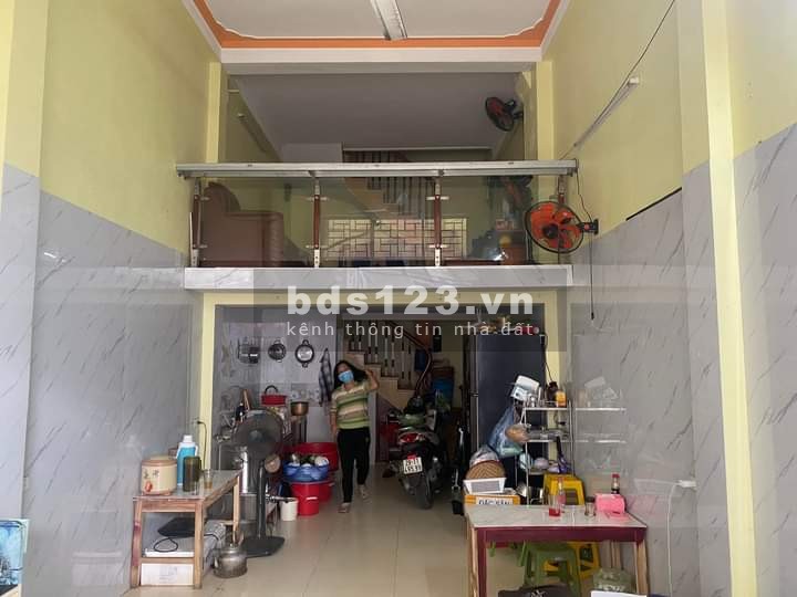 Cực hiếm, chính chủ cần nhượng gấp nhà phố Quang Trung, chuyển sang nước ngoài định cư
