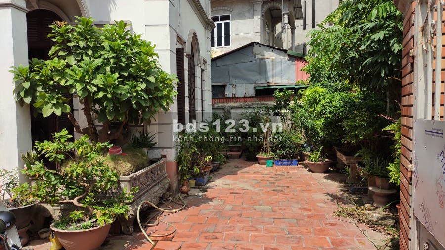 Bán 78m2 đất mặt ngõ ô tô tránh cách MP Hà Huy Tập 50m giá 60 triệu/m2, lh 0912442669