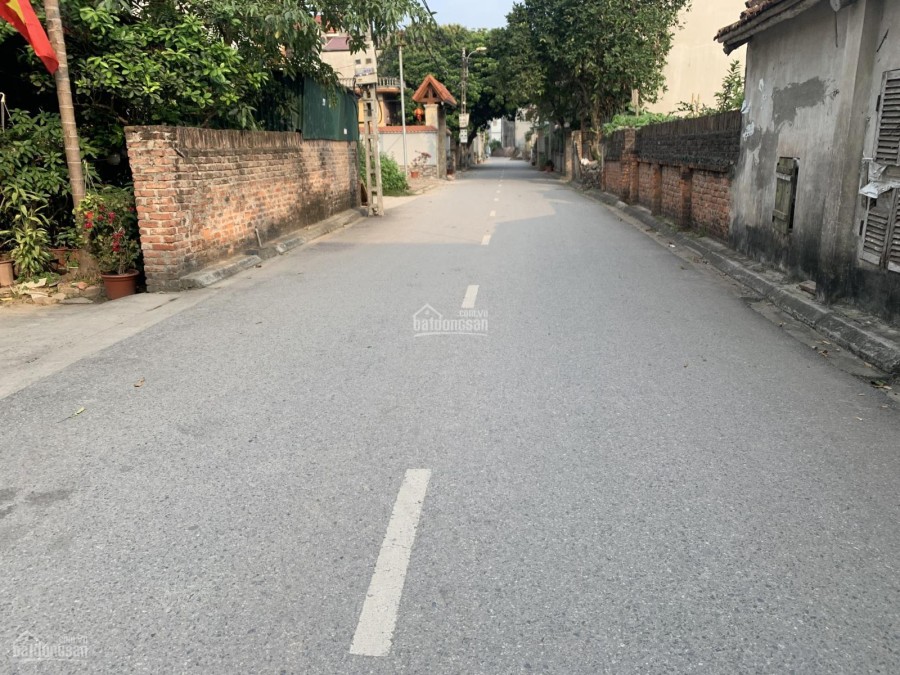 Bán gấp lô đất phân lô tại Kiêu Kỵ đường lớn khu dân cư đông, pháp lý chuẩn bàn giao ngay